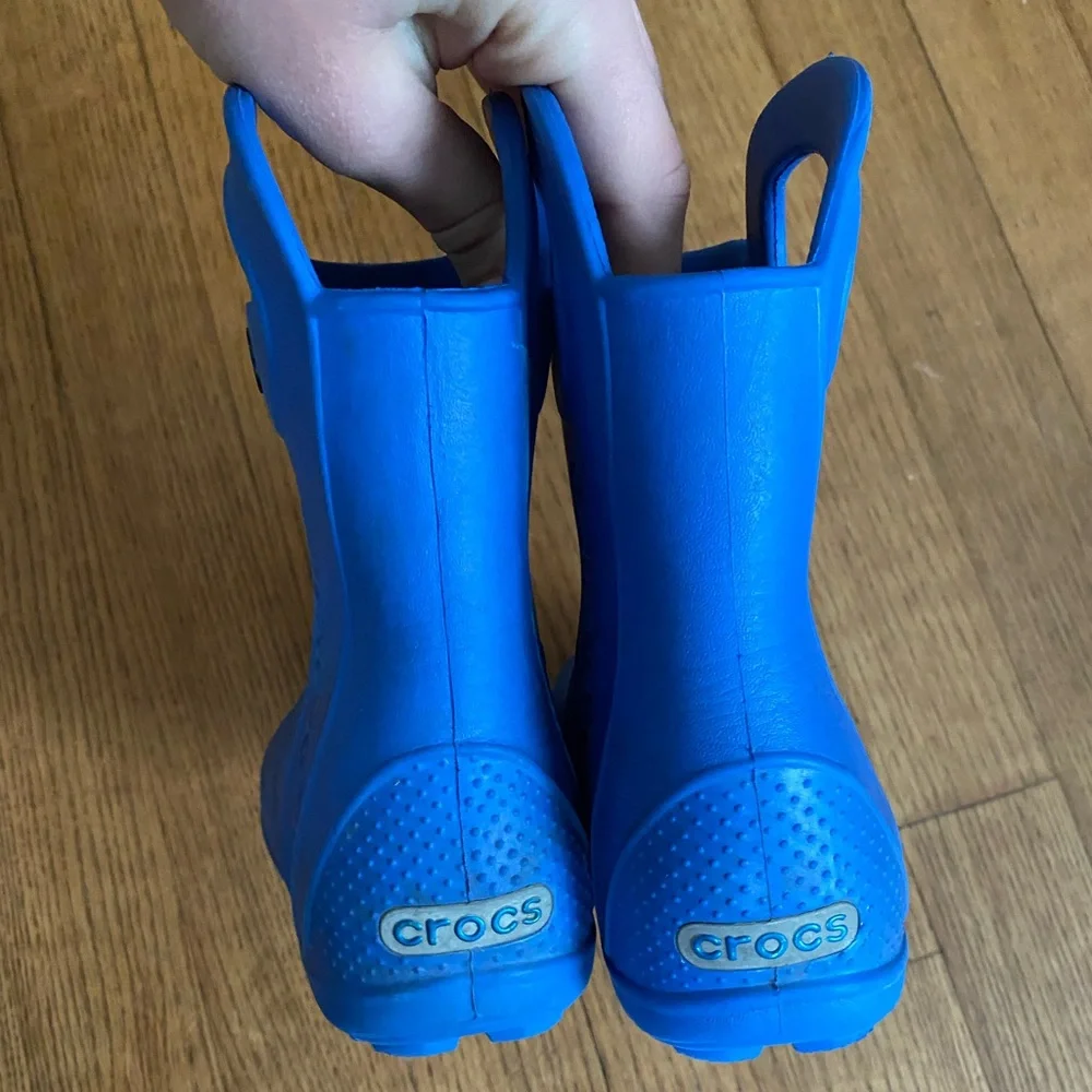CROCS bright blue